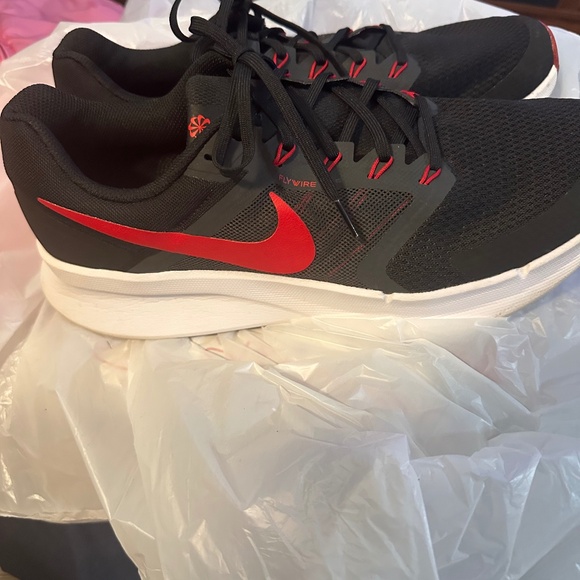 Nike Other - Like New Men’s Nike shoes